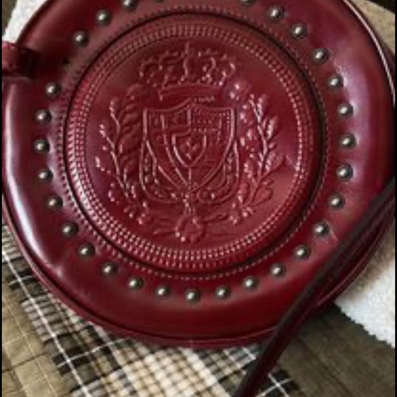 Crossbody - Picture 3 of 7